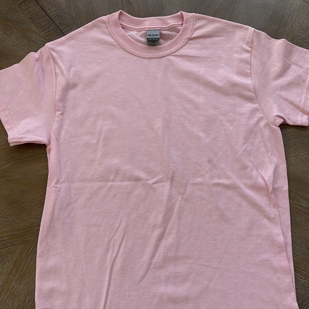 Gildan 100% heavy cotton t-shirts